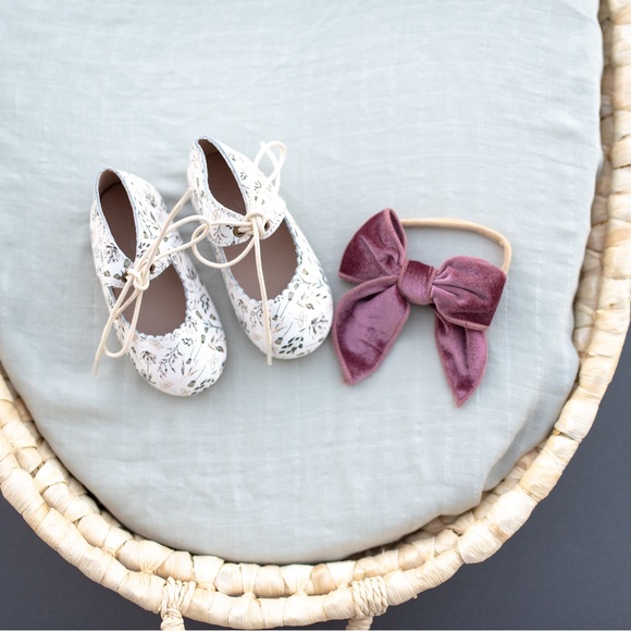 Everly Flats - Vintage Lady- Riley & Co - Picture 7 of 15